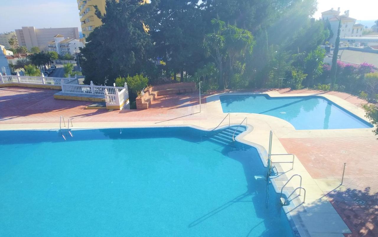 Apartamento Sol & Mar ตอร์เรโมลิโนส ภายนอก รูปภาพ