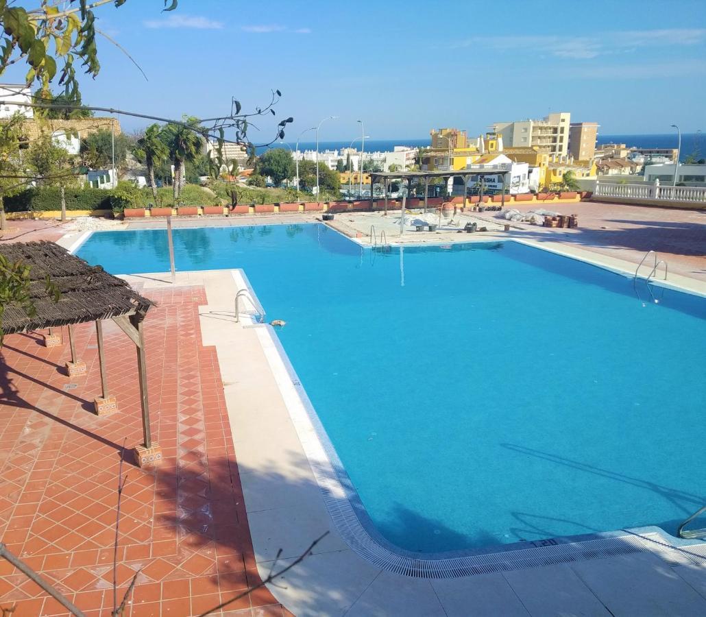 Apartamento Sol & Mar ตอร์เรโมลิโนส ภายนอก รูปภาพ